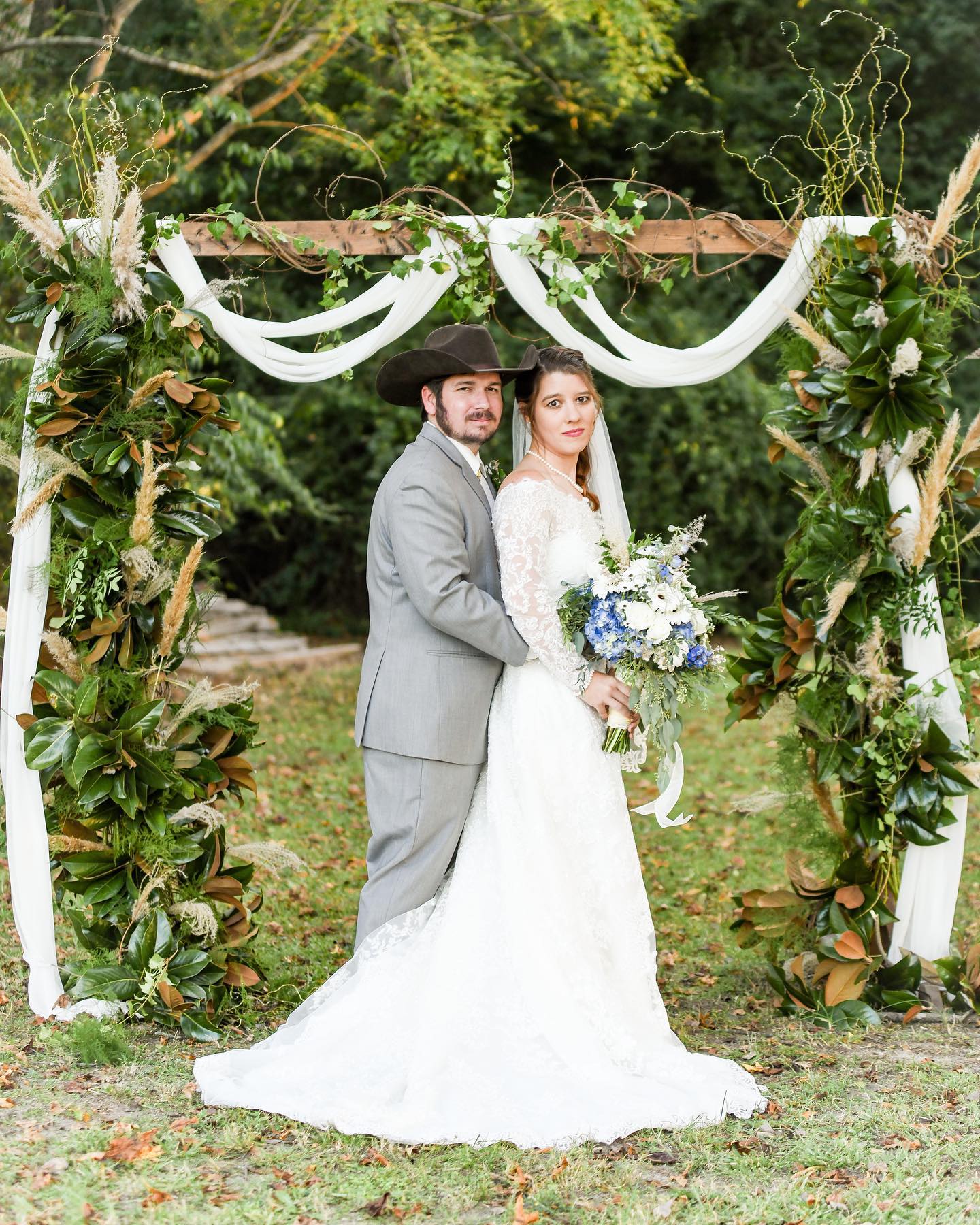 bride & groom